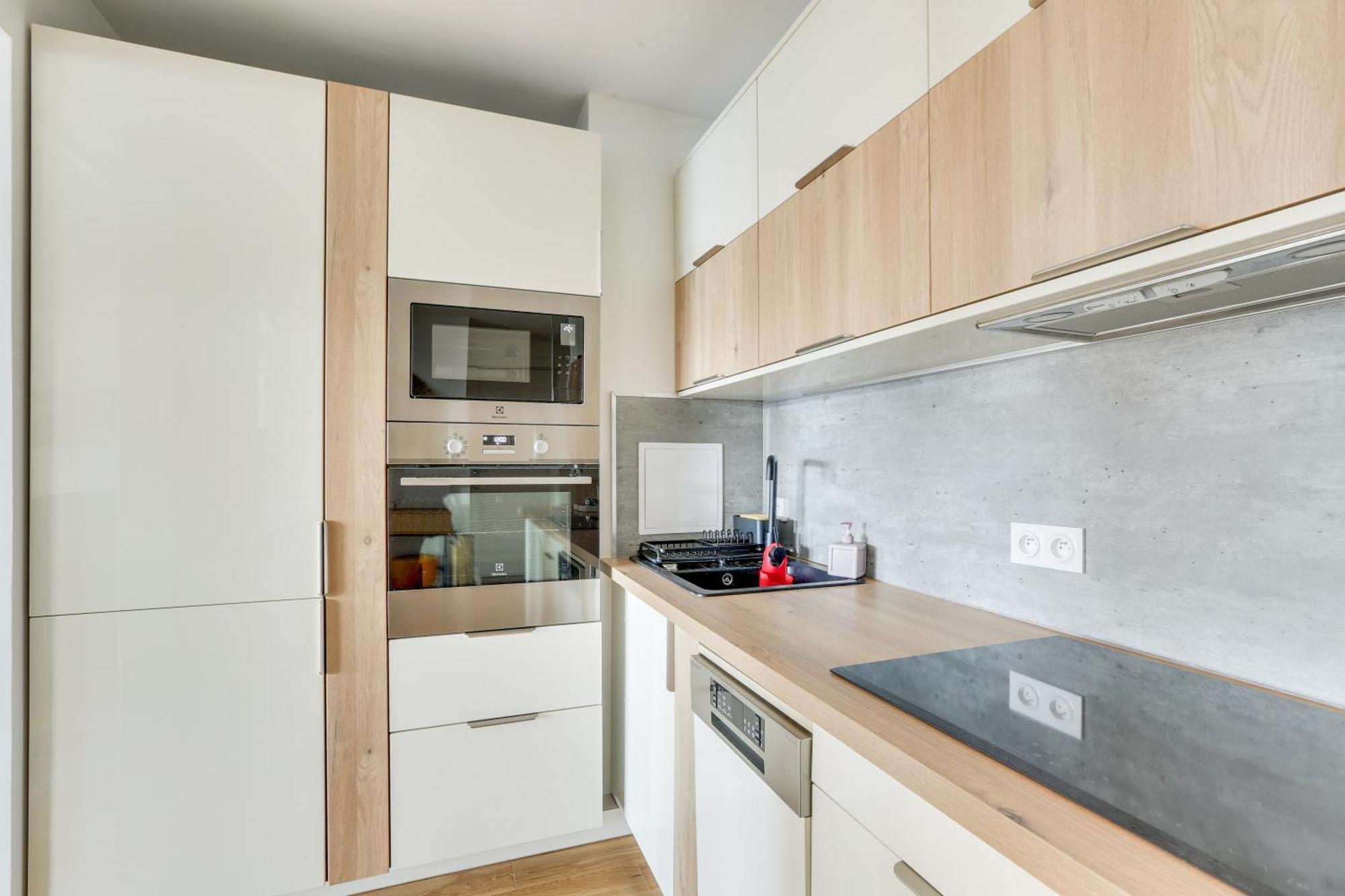 Paris Luxury Apartment 75M2 With Eiffel Tower View, 1 Min Metro, Parking Extérieur photo