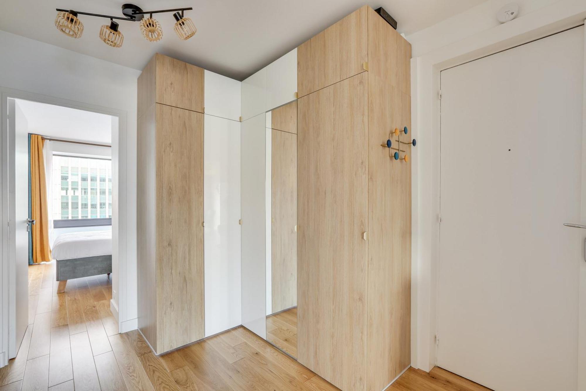 Paris Luxury Apartment 75M2 With Eiffel Tower View, 1 Min Metro, Parking Extérieur photo
